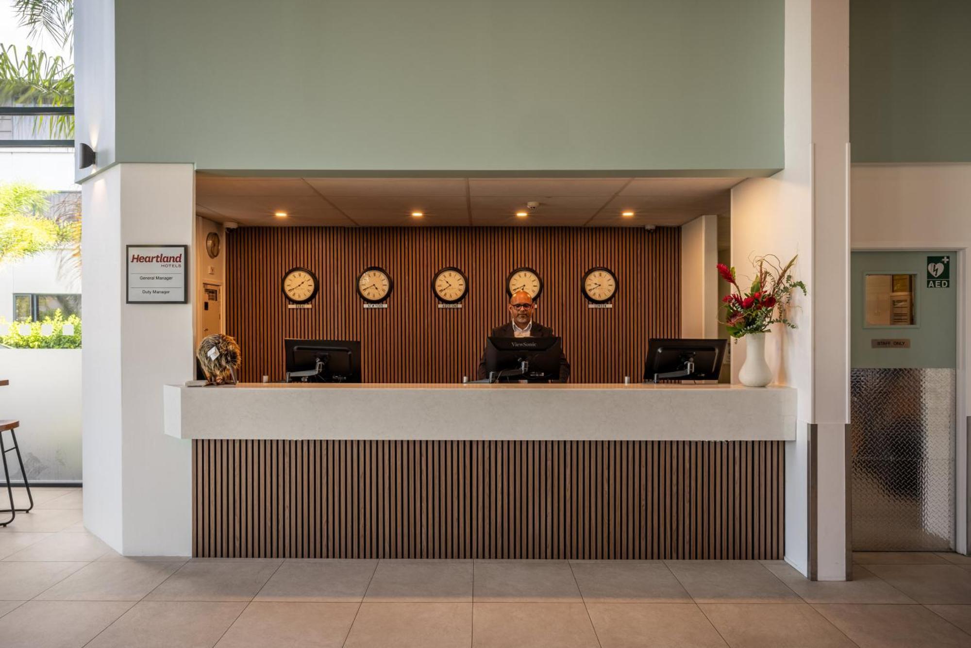 Heartland Hotel Auckland Airport Bagian luar foto